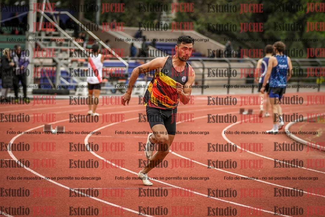 Fotos de los 400 m con vallas de varones