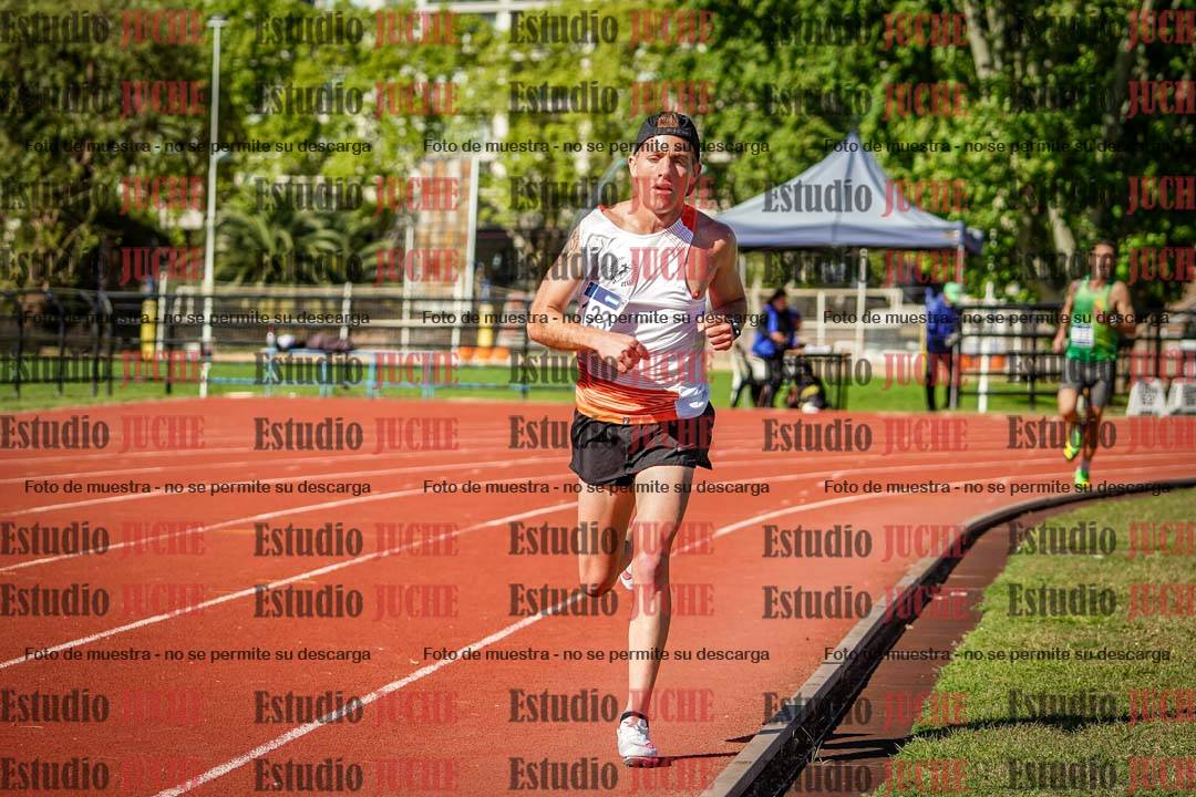 Fotos de los 10.000 m de varones - serie 1