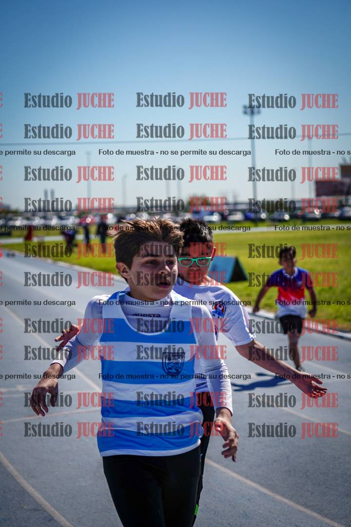Fotos de los 50 m llanos de varones