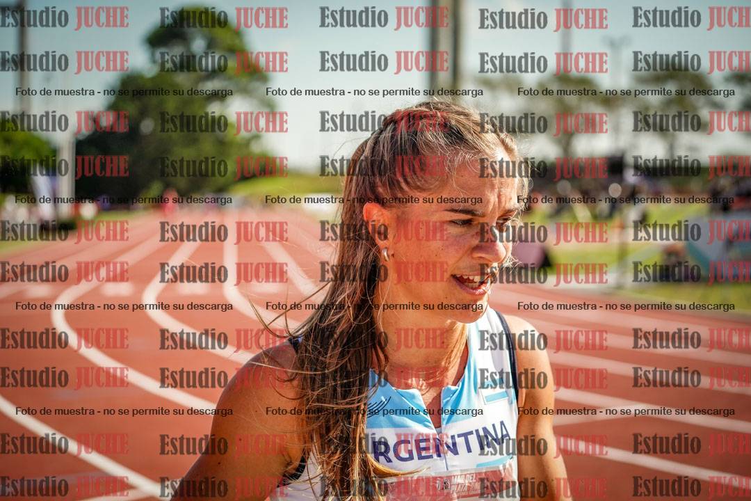 Fotos de algunos extras y podios del día 1