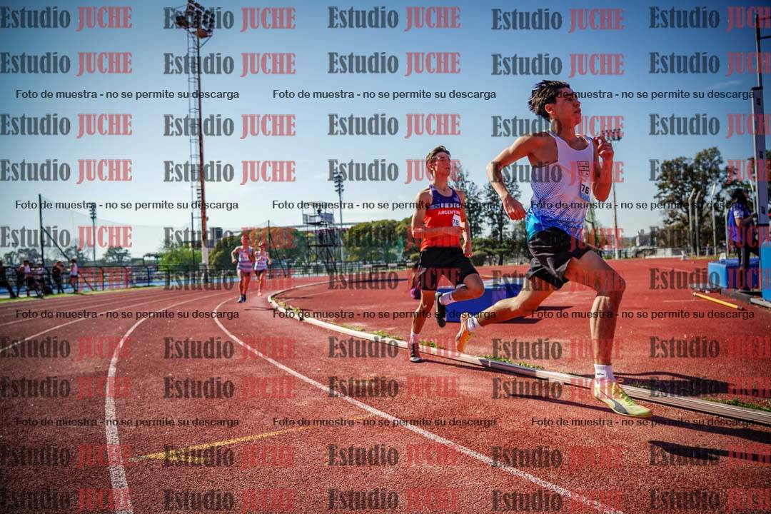 Fotos de los 600 m llanos de varones - U16