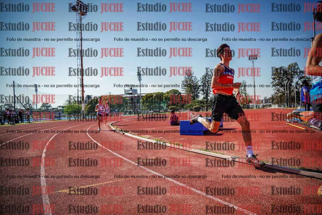 Fotos de los 600 m llanos de varones - U16
