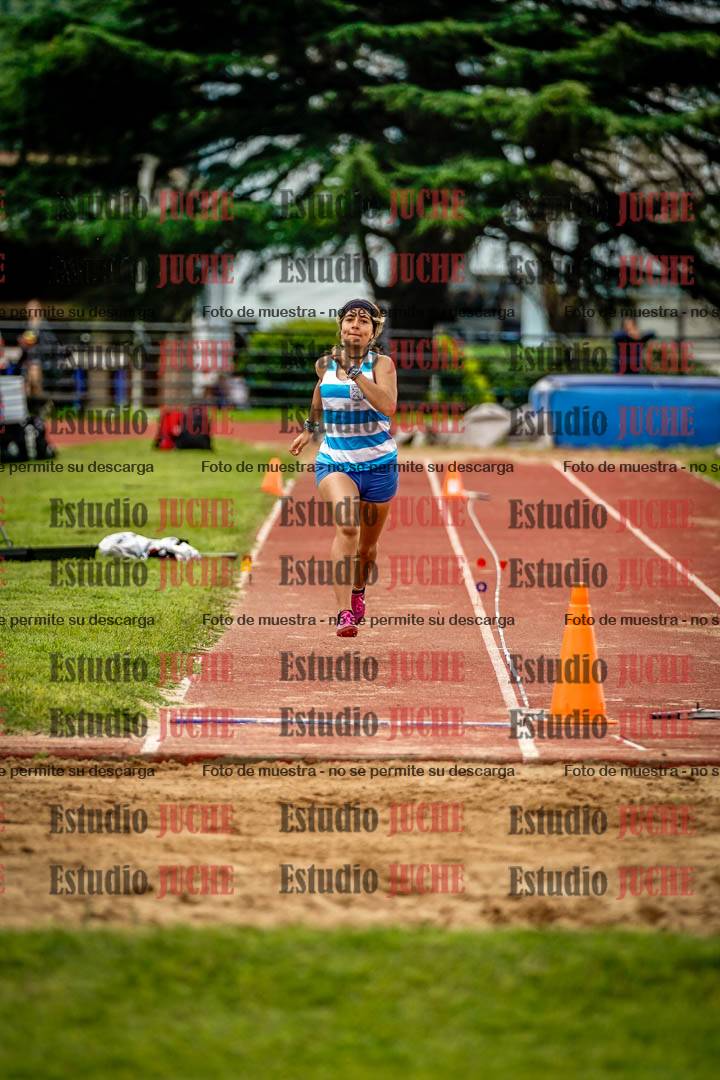Fotos del salto en largo de mujeres - hexatlón 4