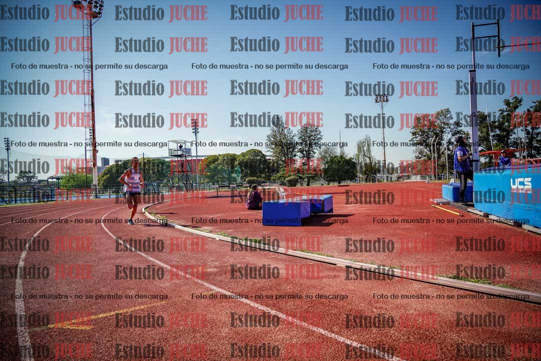 Fotos de los 600 m llanos de varones - U16