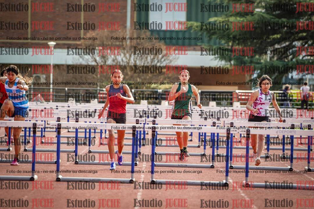 Fotos de los 80 m con vallas de mujeres - hexatlón 1