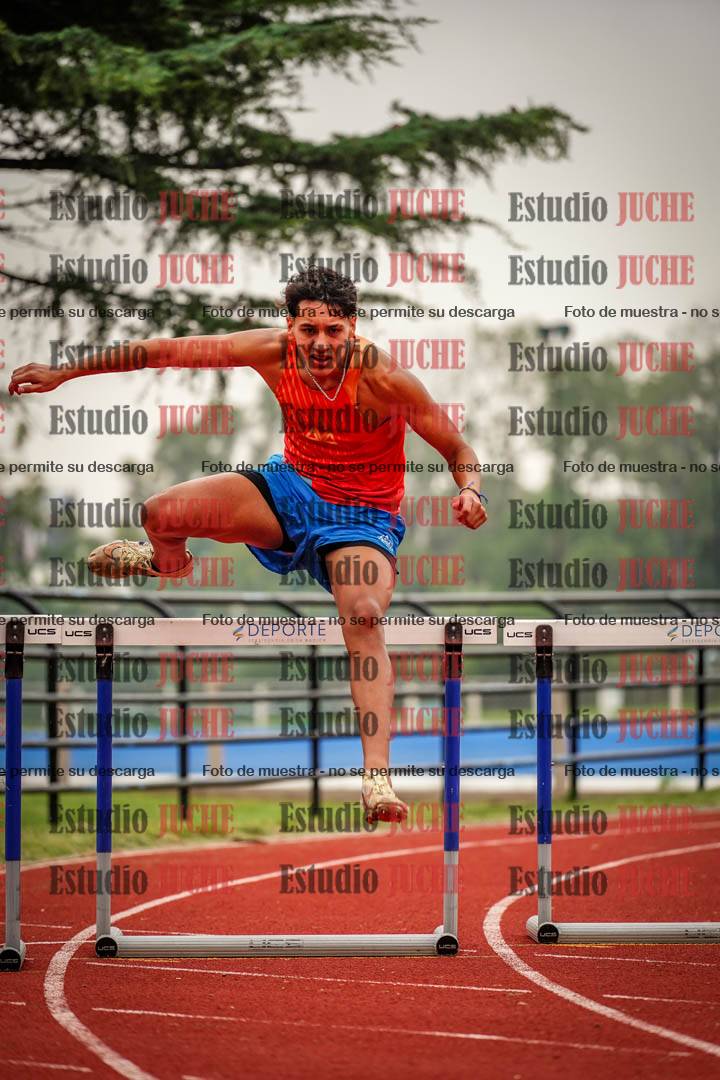 Fotos de los 400 m con vallas de varones