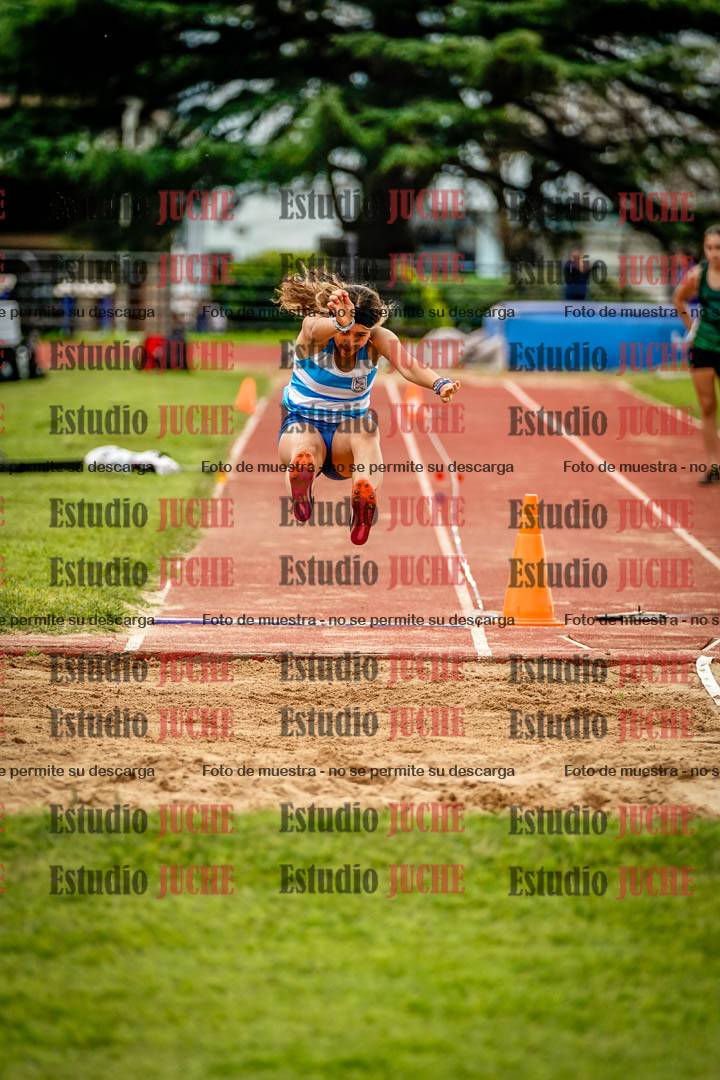 Fotos del salto en largo de mujeres - hexatlón 4