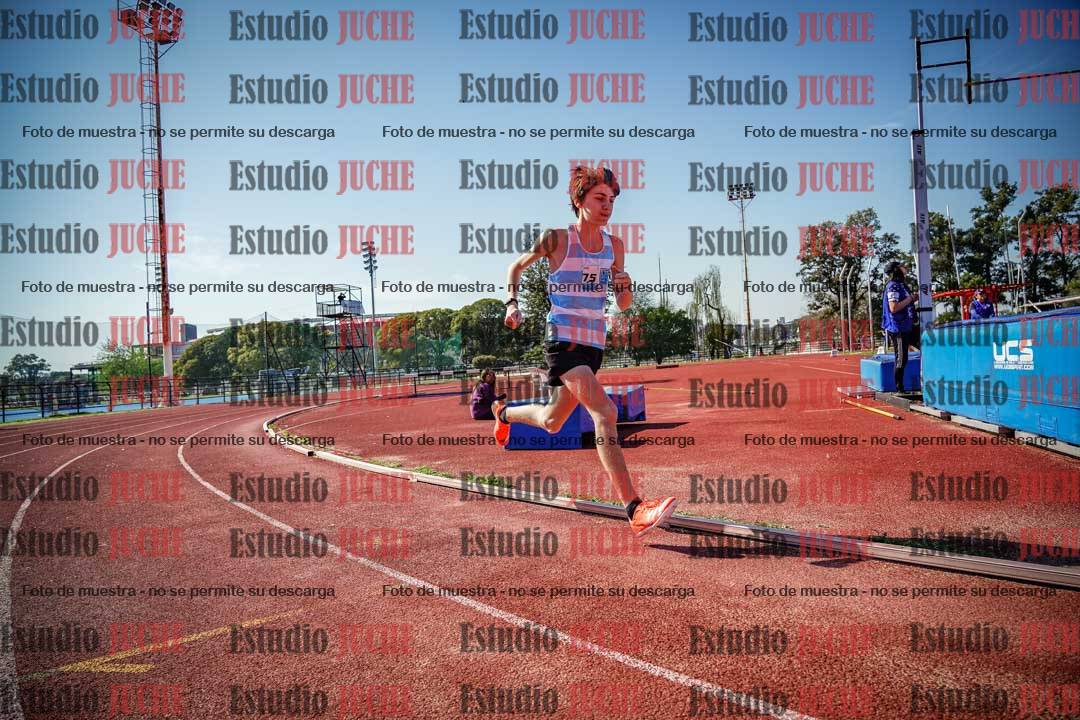 Fotos de los 600 m llanos de varones - U16