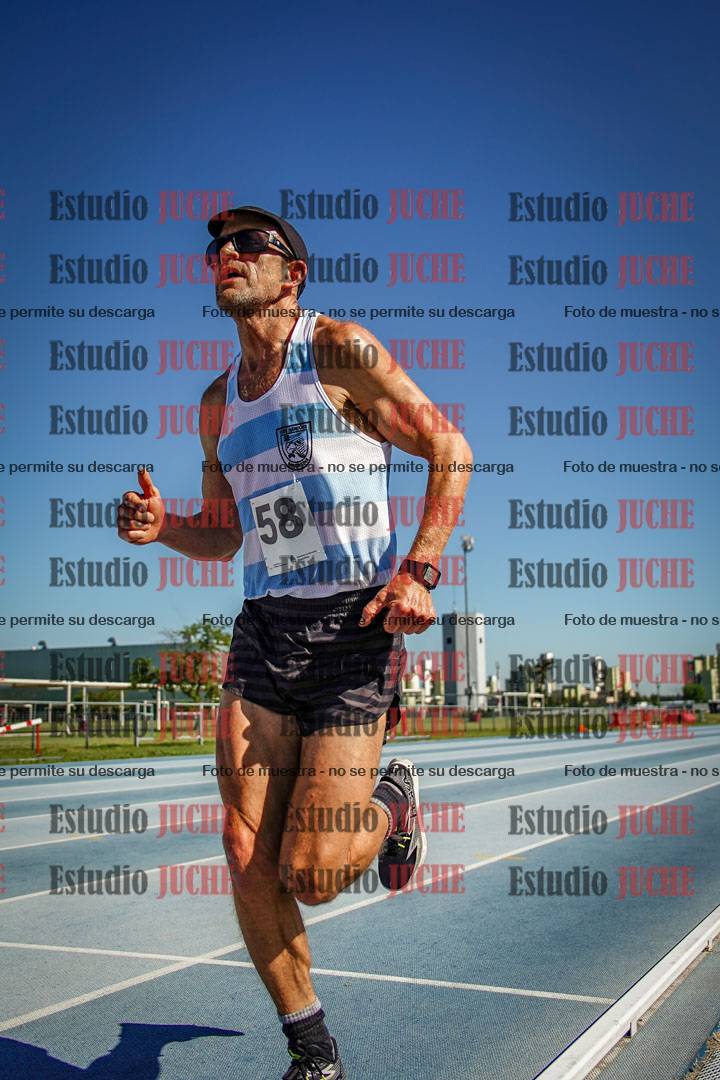 Fotos de los 5000 m de mujeres y varones - serie 1