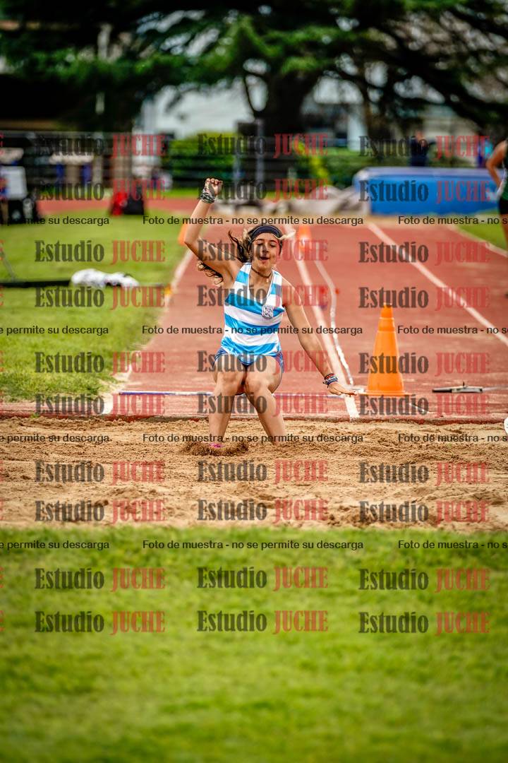 Fotos del salto en largo de mujeres - hexatlón 4