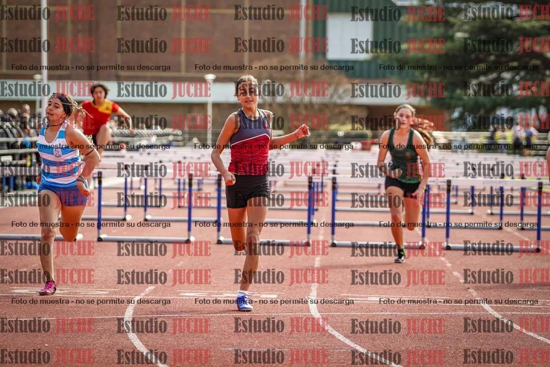 Fotos de los 80 m con vallas de mujeres - hexatlón 1