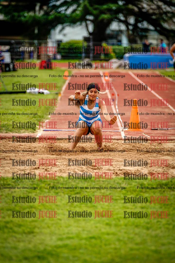 Fotos del salto en largo de mujeres - hexatlón 4