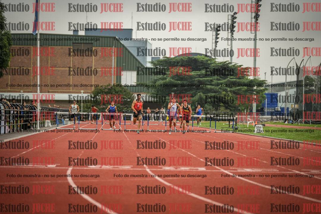 Fotos de los 400 m con vallas de varones