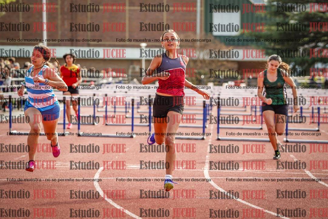 Fotos de los 80 m con vallas de mujeres - hexatlón 1