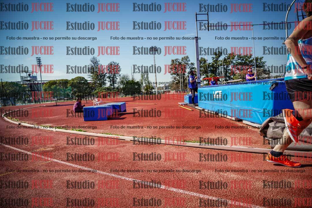 Fotos de los 600 m llanos de varones - U16