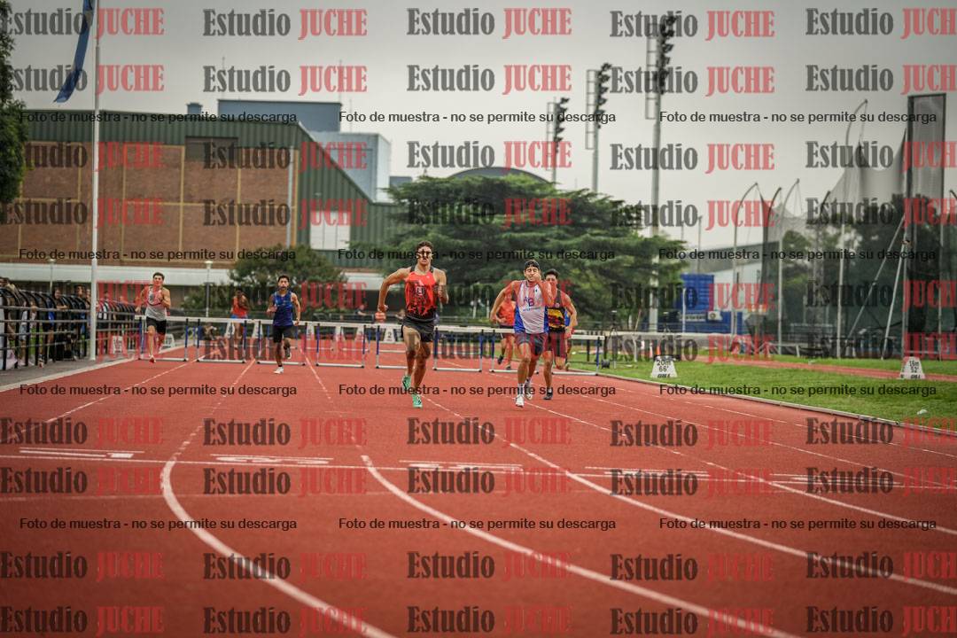 Fotos de los 400 m con vallas de varones