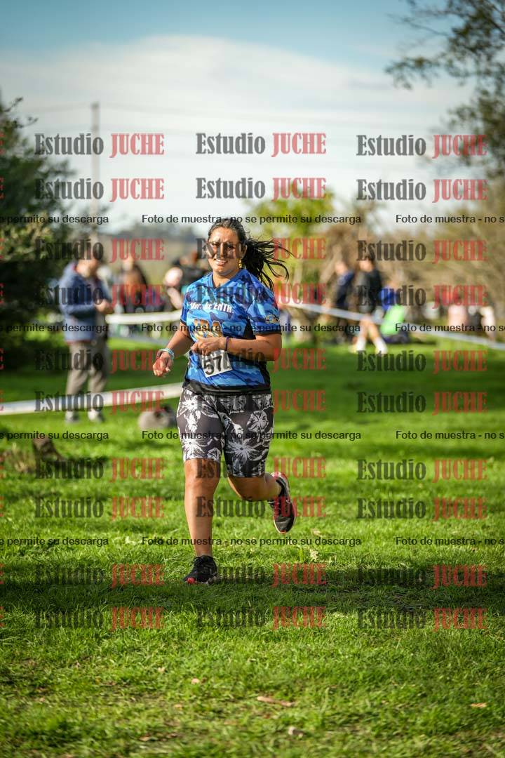 Fotos de la llegada del cross de 4000 m - mujeres