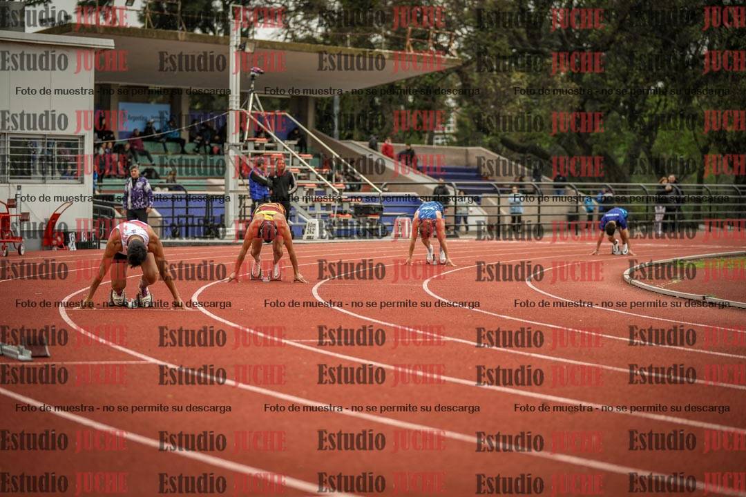 Fotos de los 400 m con vallas de varones