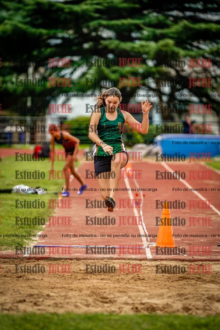 Fotos del salto en largo de mujeres - hexatlón 4