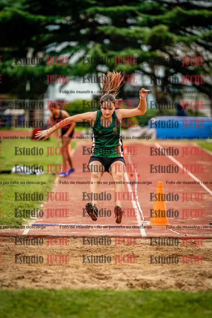 Fotos del salto en largo de mujeres - hexatlón 4