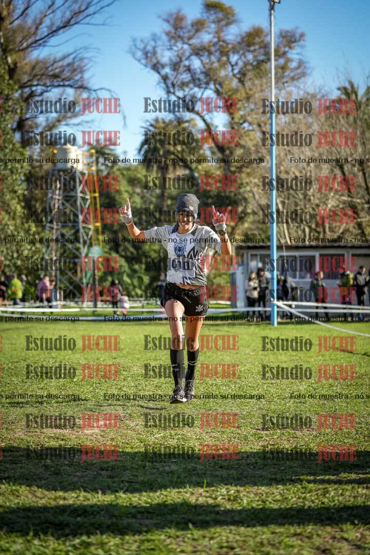Fotos de la llegada del cross de 4000 m - mujeres