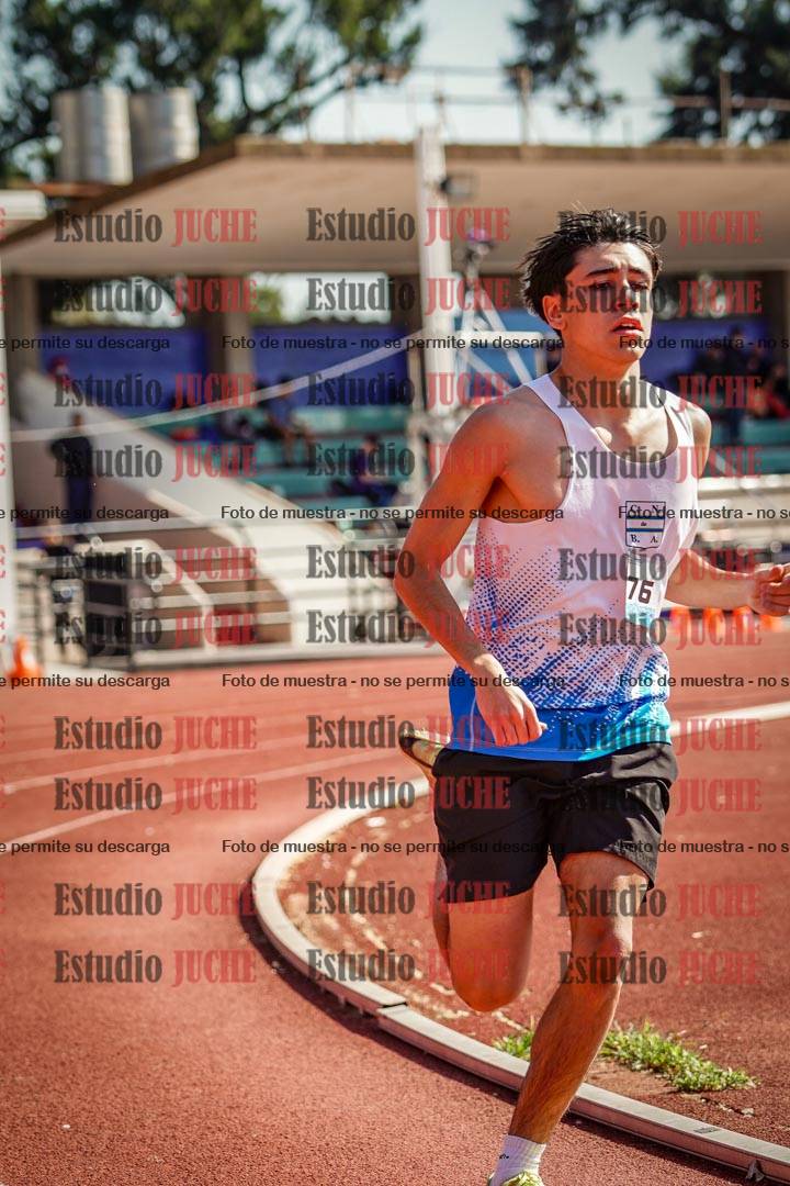 Fotos de los 600 m llanos de varones - U16