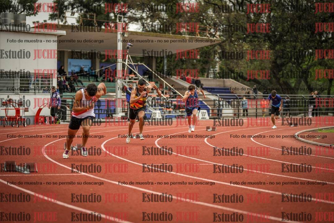 Fotos de los 400 m con vallas de varones