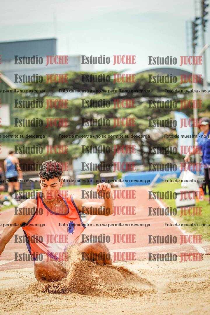 Fotos del salto triple de varones