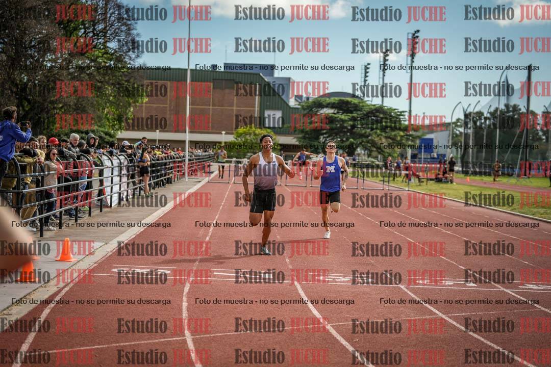 Fotos de los 400 m con vallas de varones