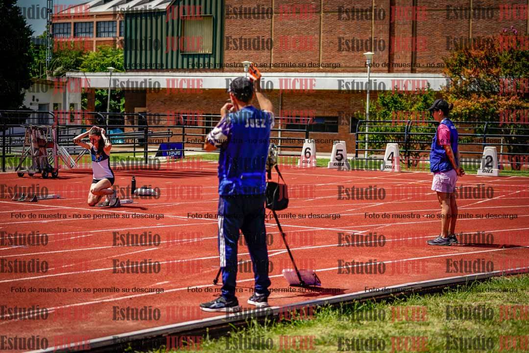 Fotos de los 100 m con vallas de mujeres