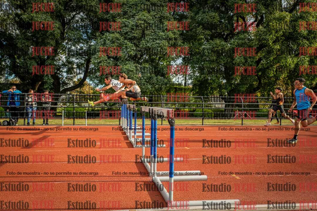 Fotos de los 110 m con vallas de varones