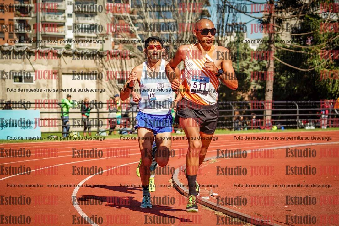 Fotos de los 10.000 m de varones - serie 1