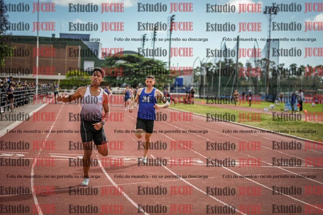 Fotos de los 400 m con vallas de varones