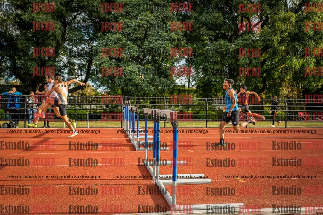 Fotos de los 110 m con vallas de varones