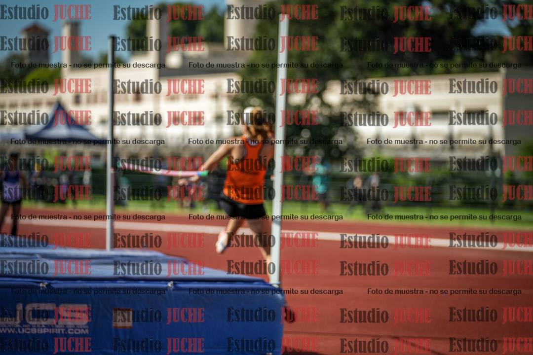 Fotos del salto en alto de mujeres