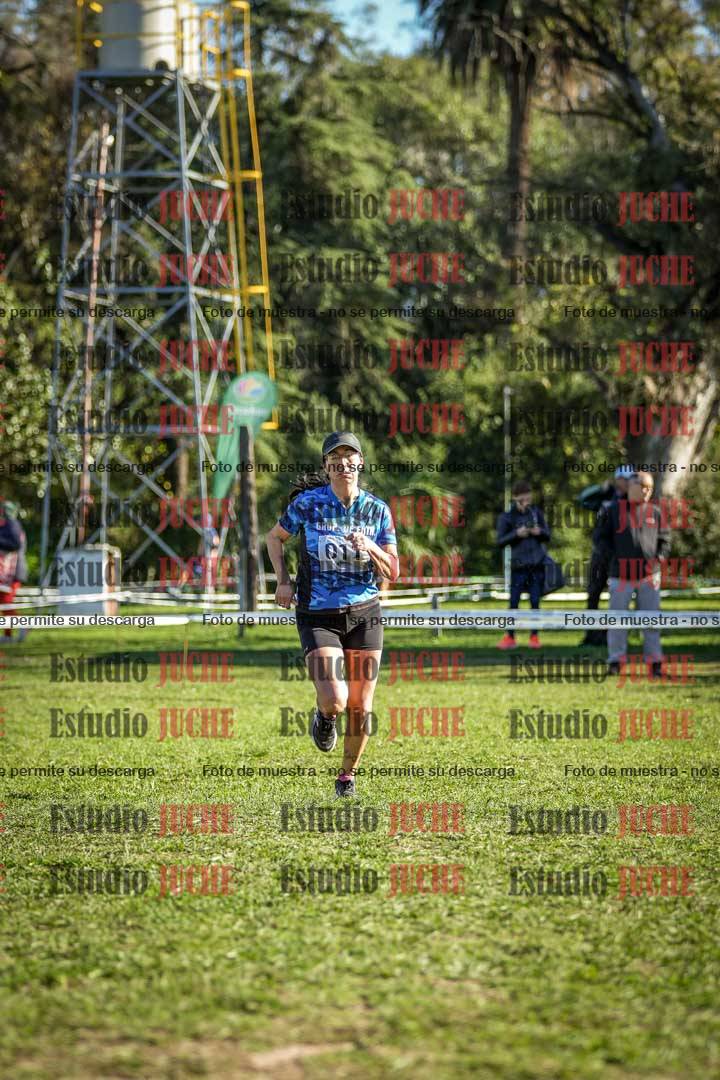Fotos de la llegada del cross de 4000 m - mujeres