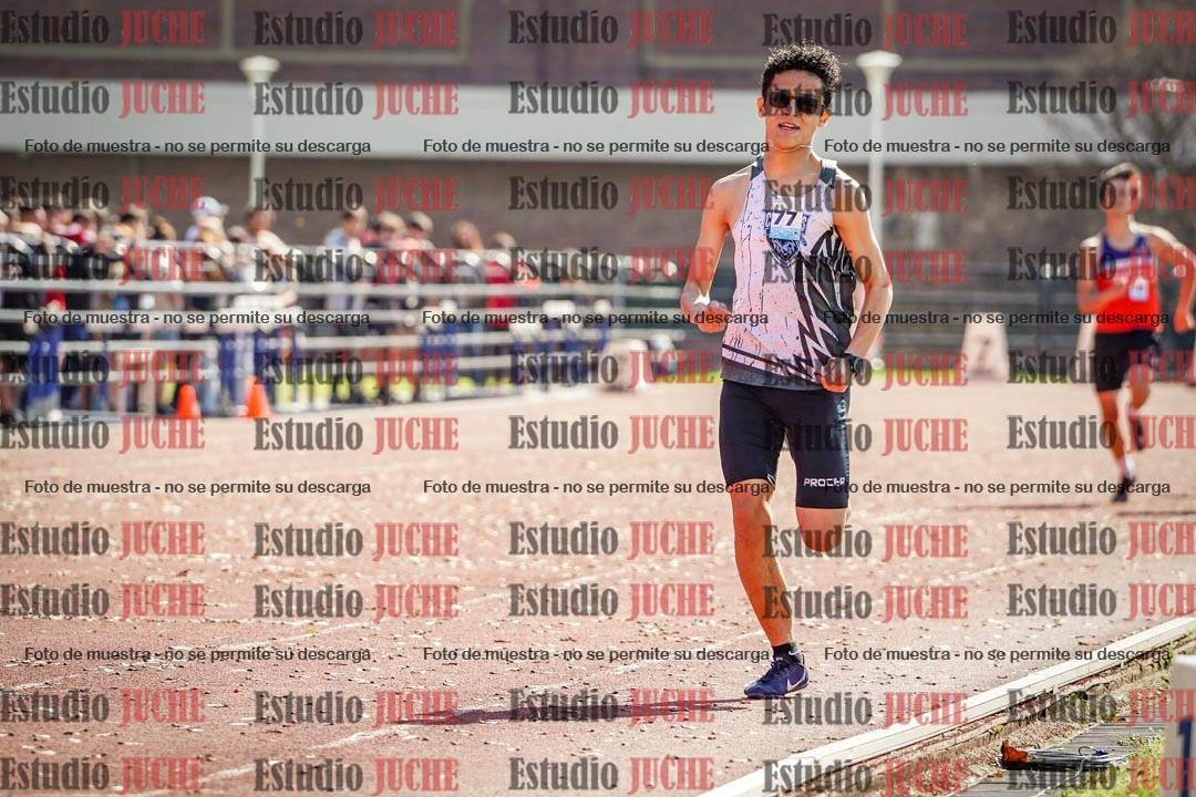 Fotos de los 600 m llanos de varones - U16
