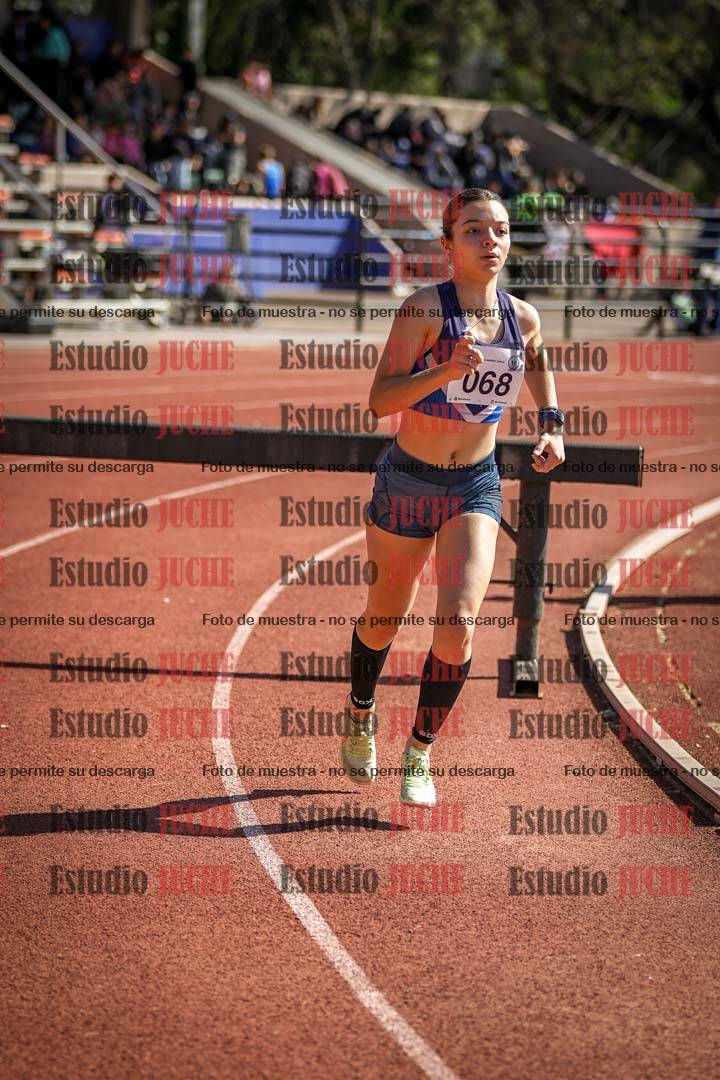 Fotos de los 1500 m con obstáculos de mujeres