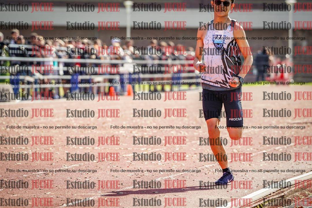 Fotos de los 600 m llanos de varones - U16