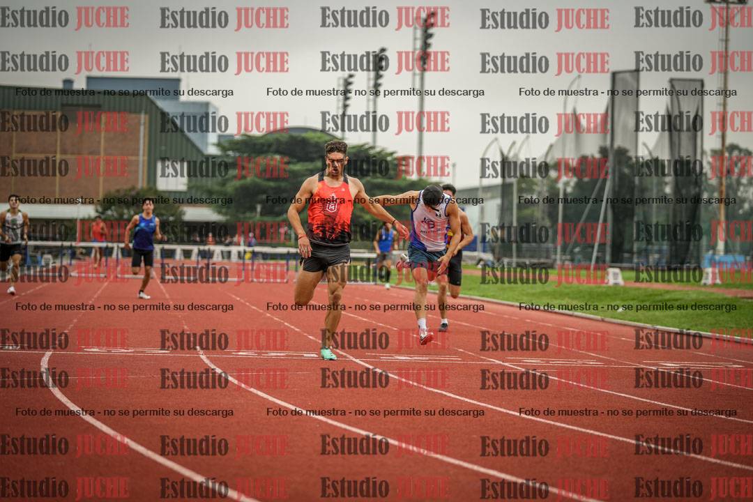Fotos de los 400 m con vallas de varones
