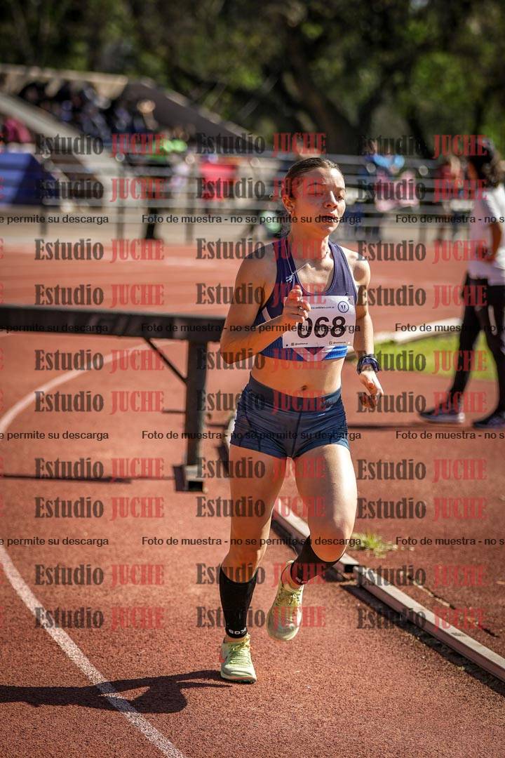 Fotos de los 1500 m con obstáculos de mujeres