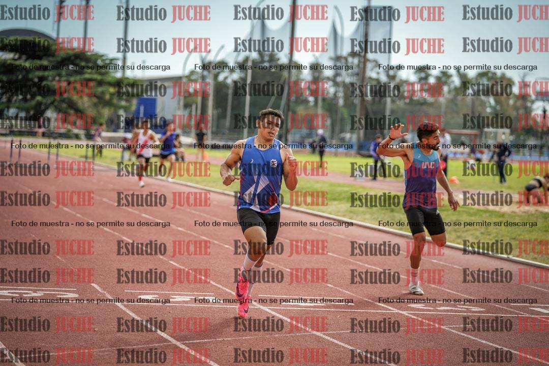 Fotos de los 400 m con vallas de varones