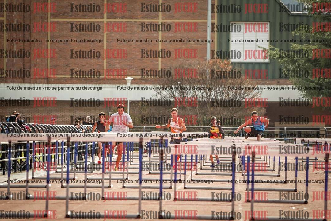 Fotos de los 110 m con vallas de varones