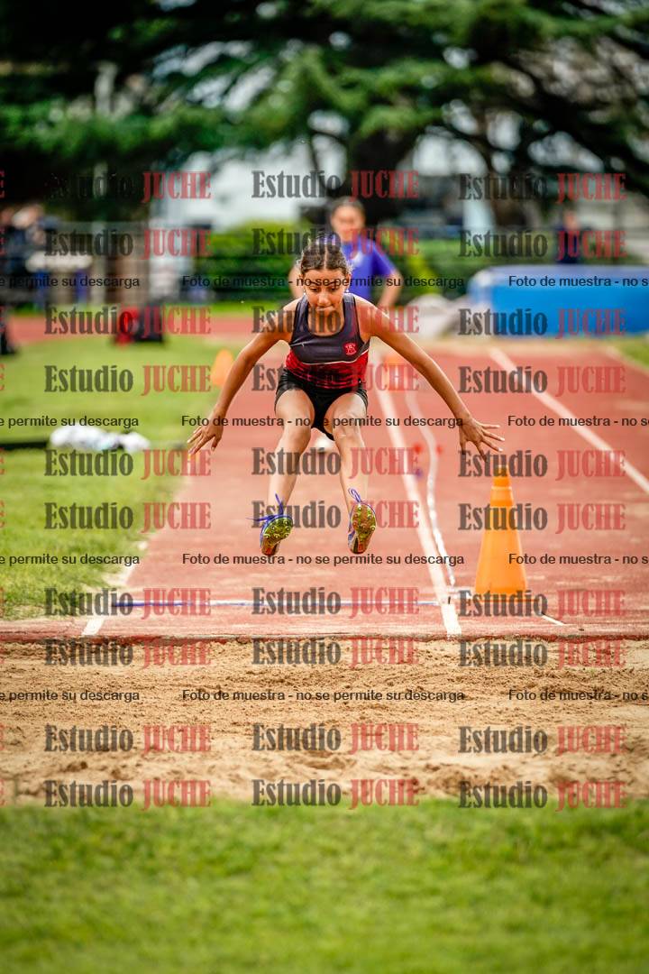 Fotos del salto en largo de mujeres - hexatlón 4