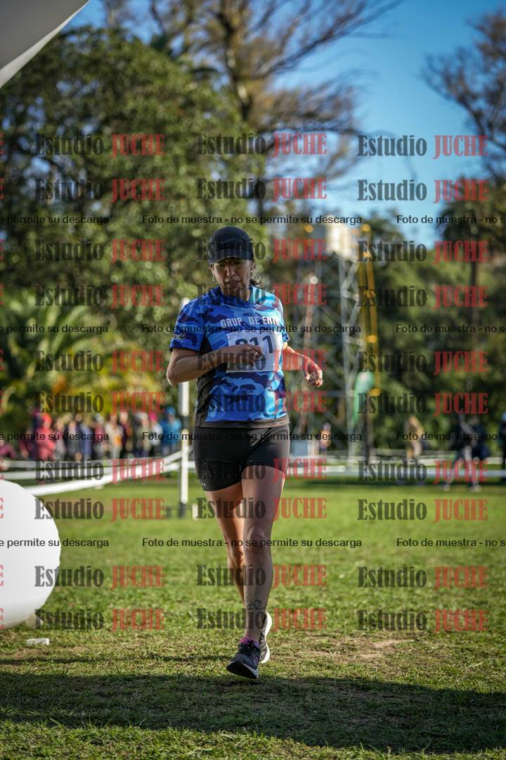 Fotos de la llegada del cross de 4000 m - mujeres