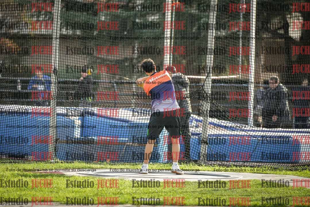Fotos del lanzamiento de martillo de varones