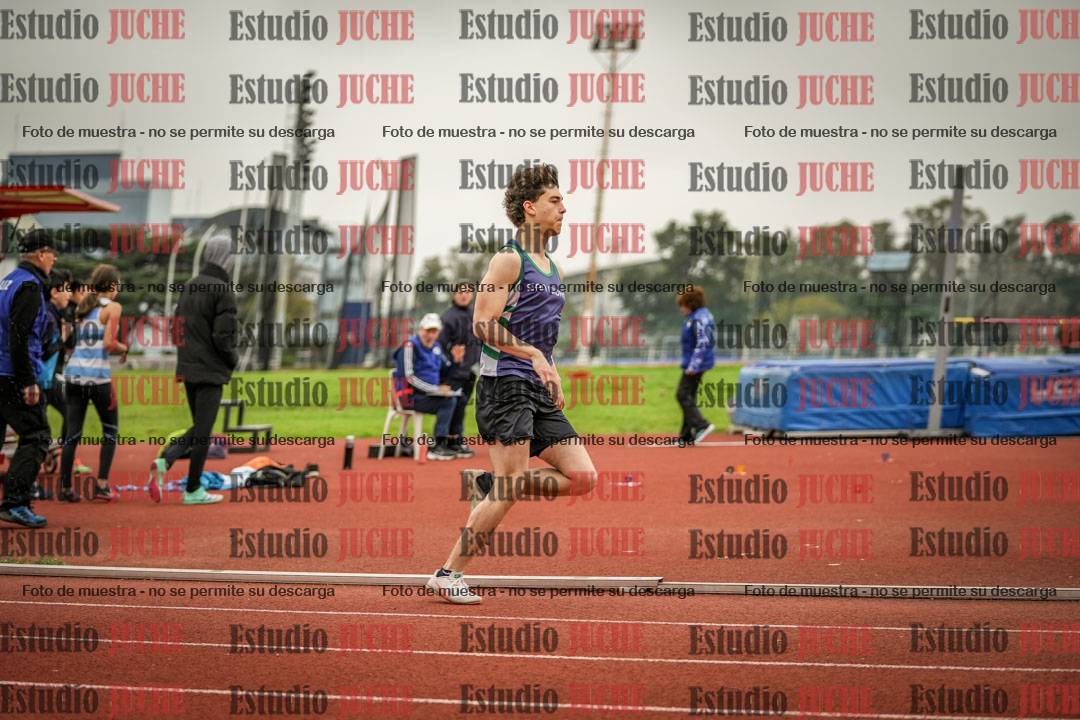 Fotos de los 400 m con vallas de varones