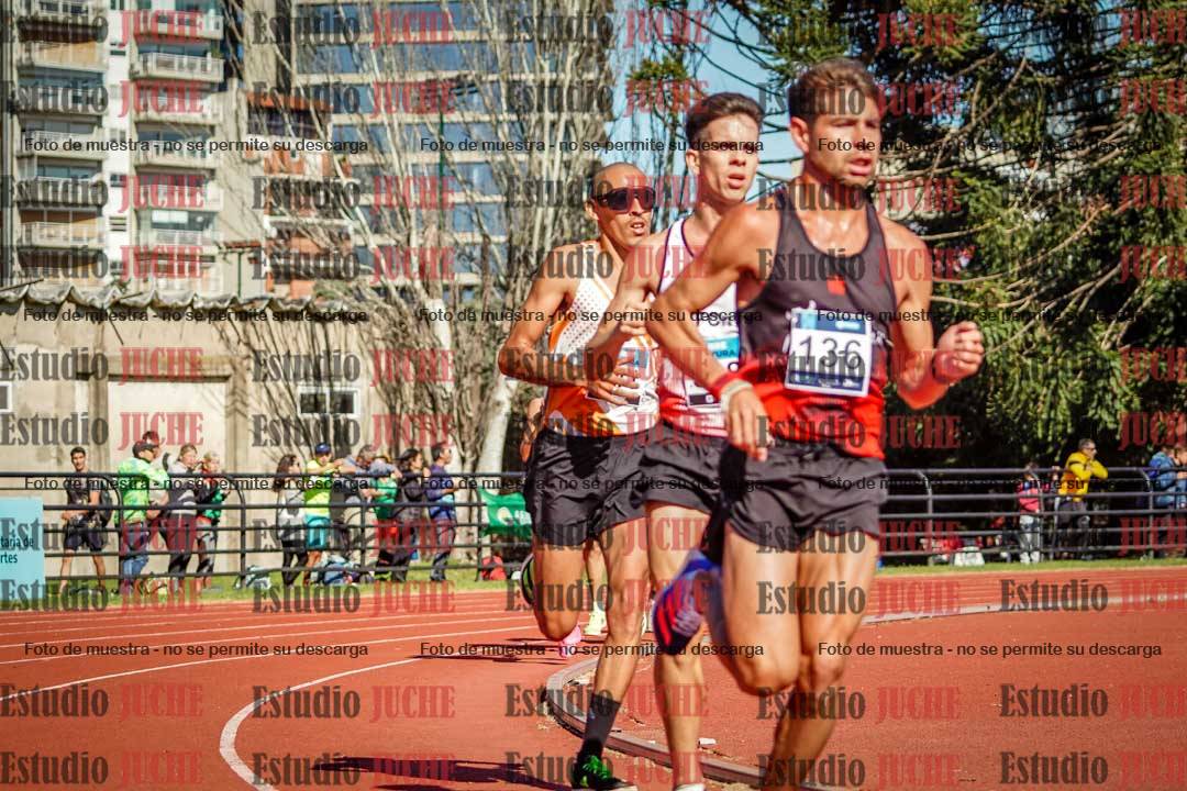 Fotos de los 10.000 m de varones - serie 1