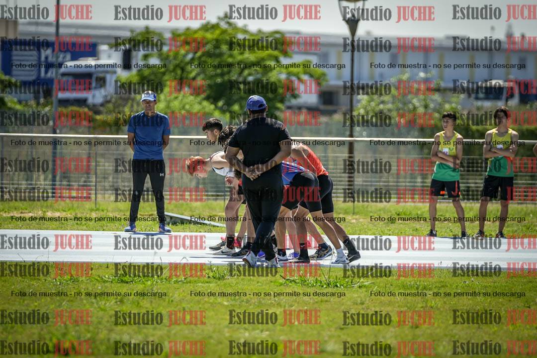 Fotos de los 600 m llanos de varones
