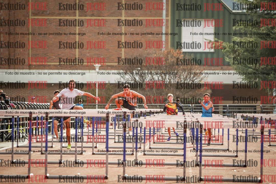 Fotos de los 110 m con vallas de varones